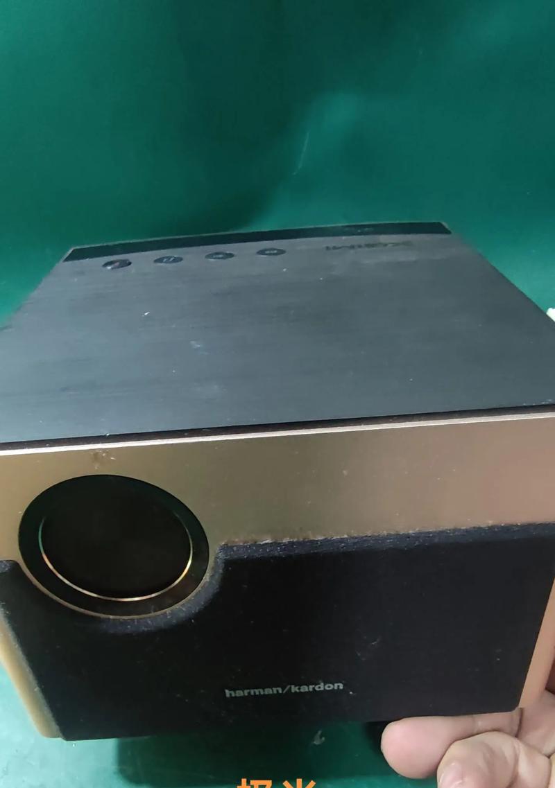 极米家用投影仪的优势与体验（打造私人影院，畅享视听盛宴）